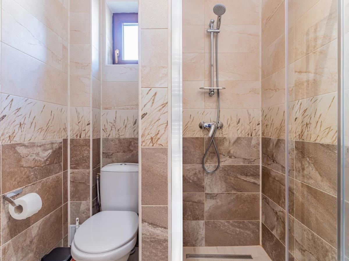 Casa Saraste Hotel Rîşnov Екстериор снимка